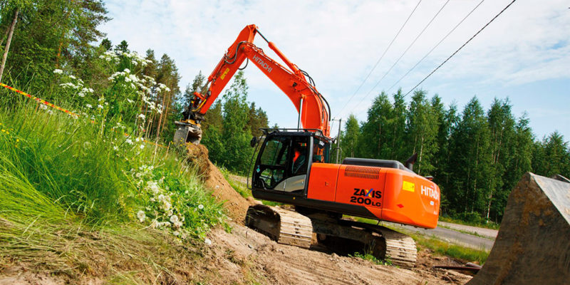 Эксковатор HITACHI ZX 200LC-3